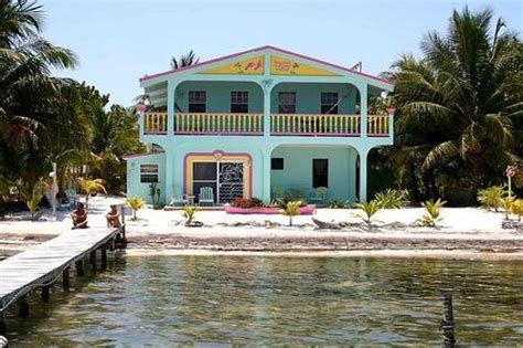 barefoot beach belize caye caulker.